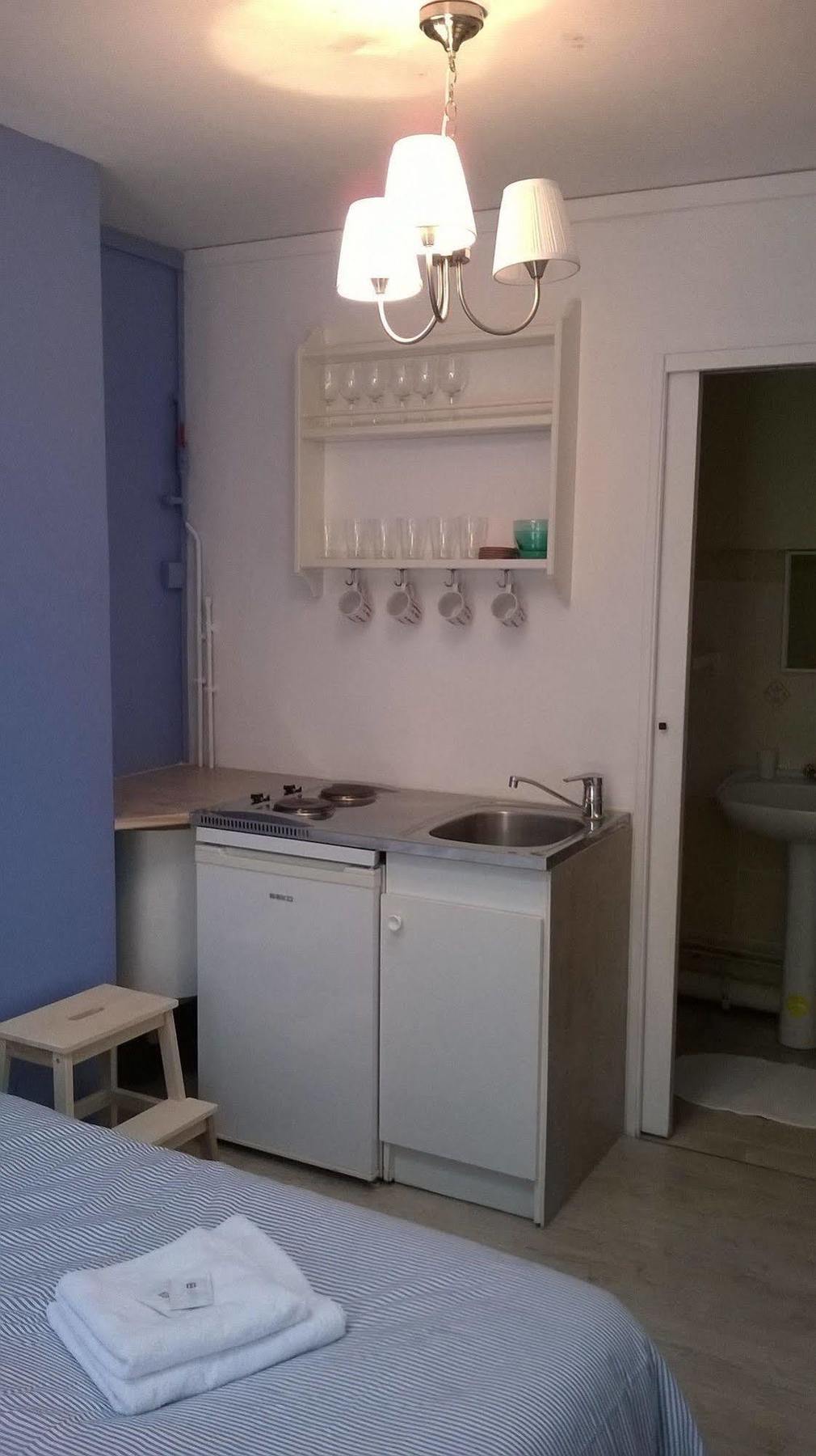Entre Nous Hotel Rozoy-sur-Serre Екстериор снимка